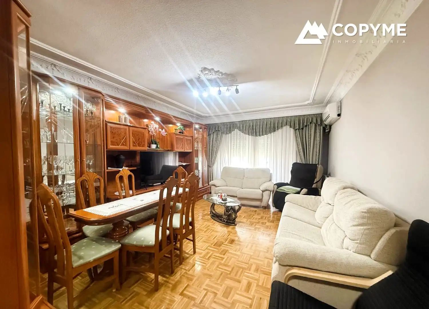 Sala de estar de Piso en venta en Torrijos con Aire acondicionado, Calefacción y Amueblado