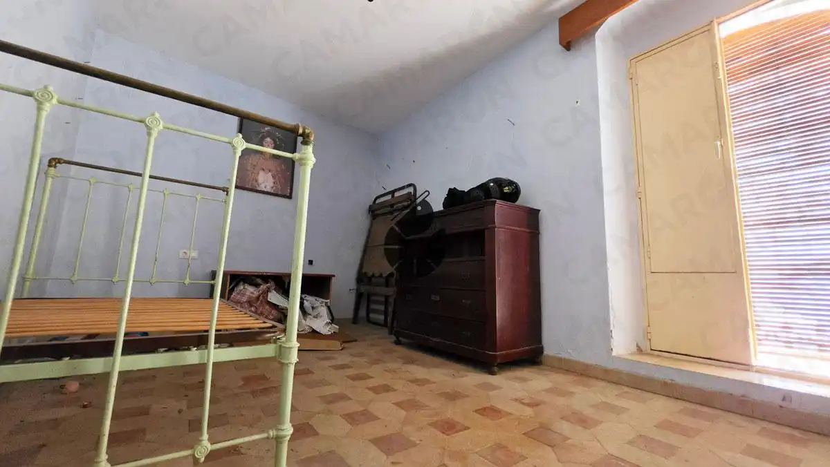 Casa adosada en venta en Almensilla con Jardín privado, Balcón y Alarma