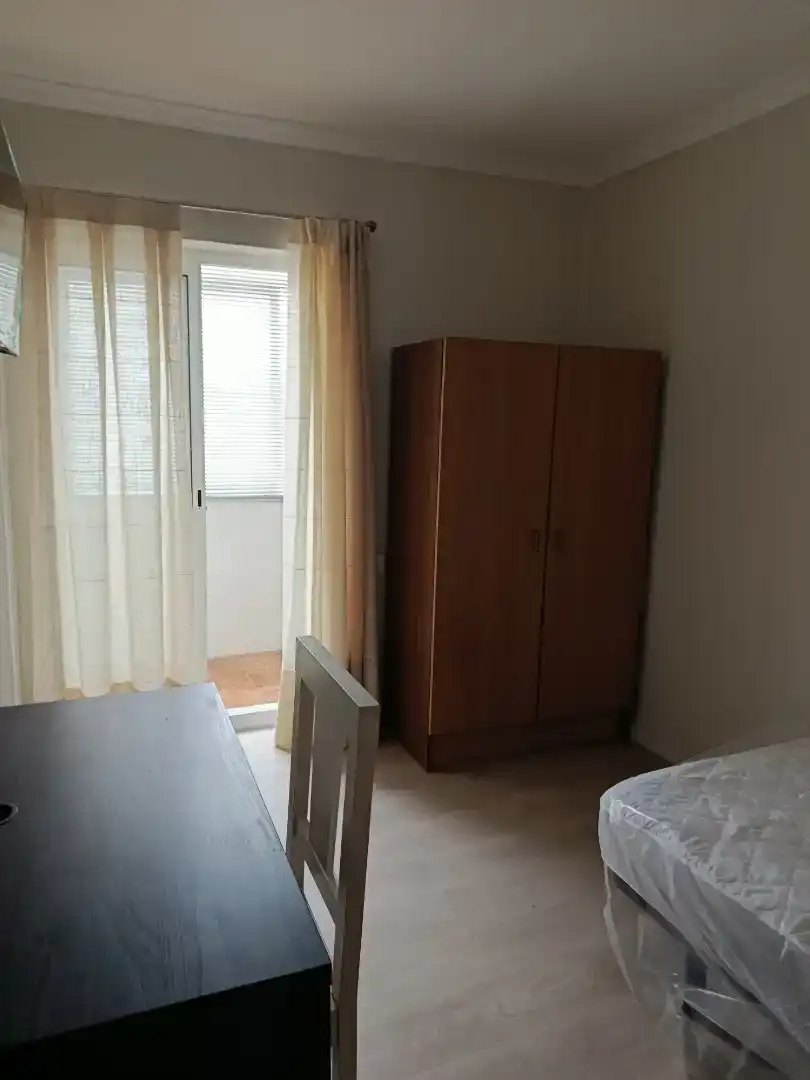 Bedroom of Flat for share in Casco Antiguo