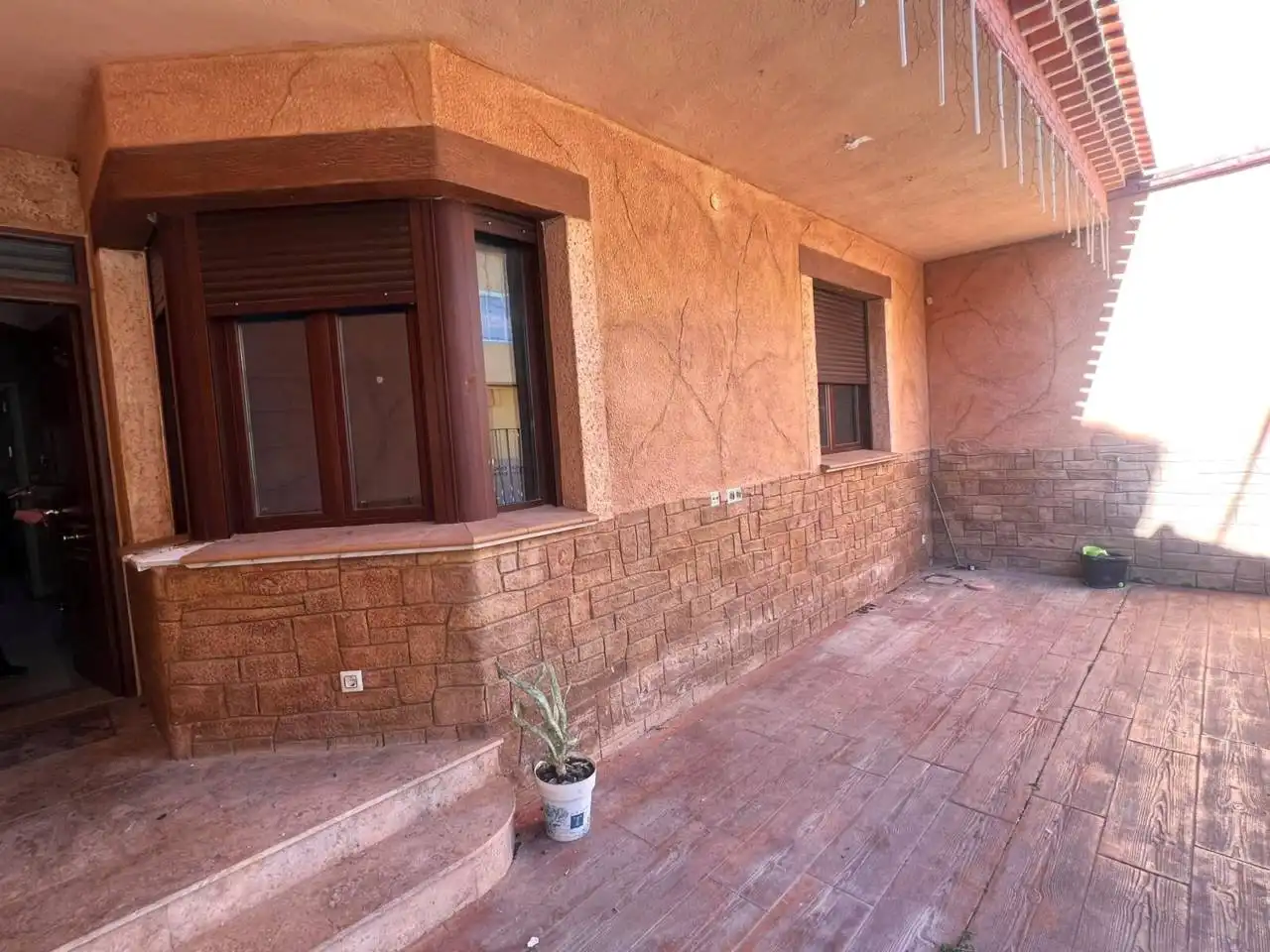 Vista exterior de Casa o xalet en venda en Madrigueras
