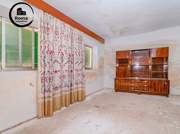 House for sale in Residencial Triana - Barrio Alto