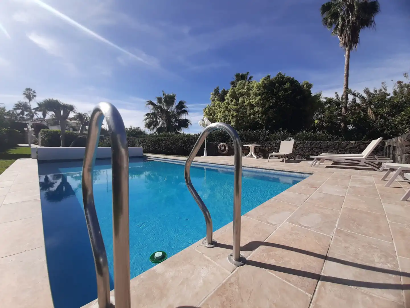 Piscina de Apartamento en venta en Santa Úrsula con Terraza, Amueblado y Internet