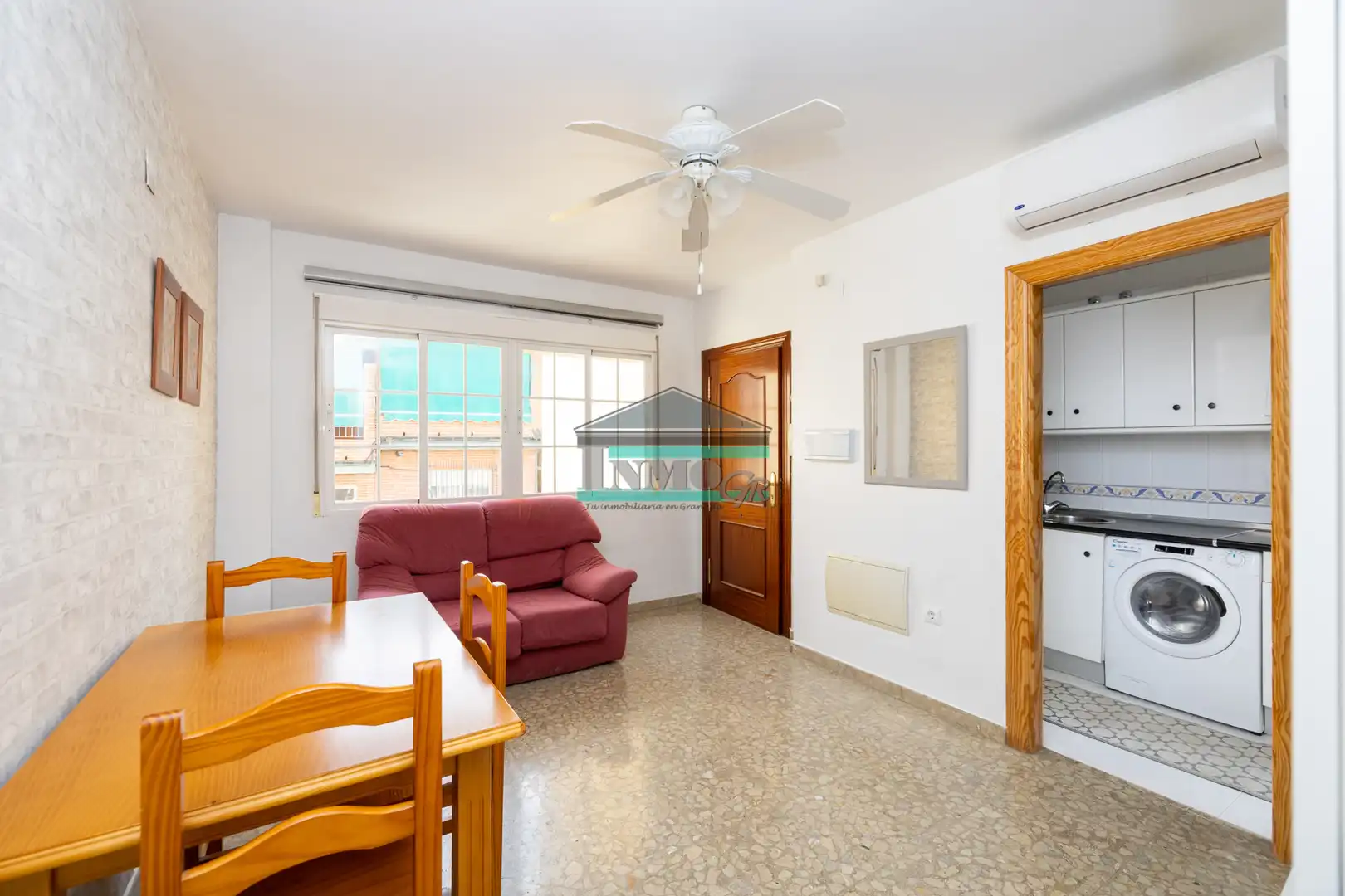 Vista exterior de Piso en venta en Armilla con Aire acondicionado, Amueblado y Balcón
