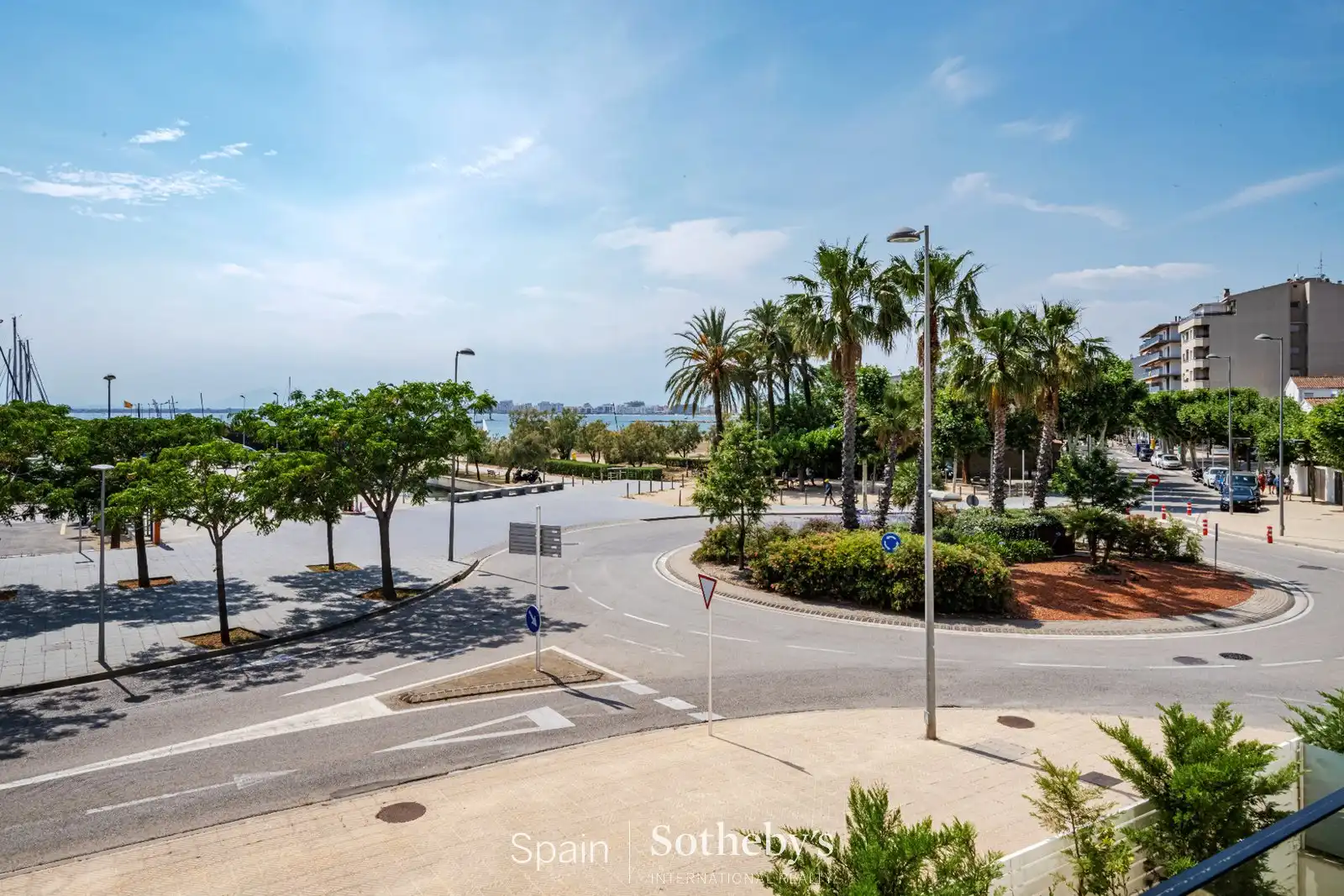 Vista exterior de Apartamento en venta en Roses con Aire acondicionado, Calefacción y Terraza