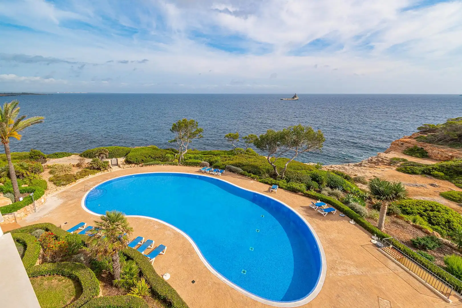 Piscina de Piso en venta en Llucmajor con Aire acondicionado, Jardín privado y Terraza