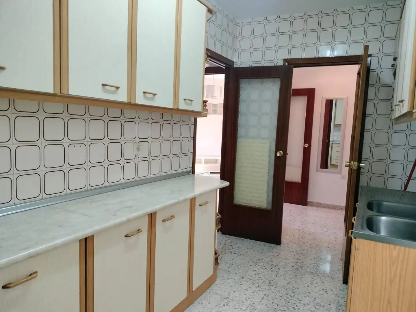 Cuina de Casa o xalet en venda en Calzada de Calatrava amb Calefacció i Moblat