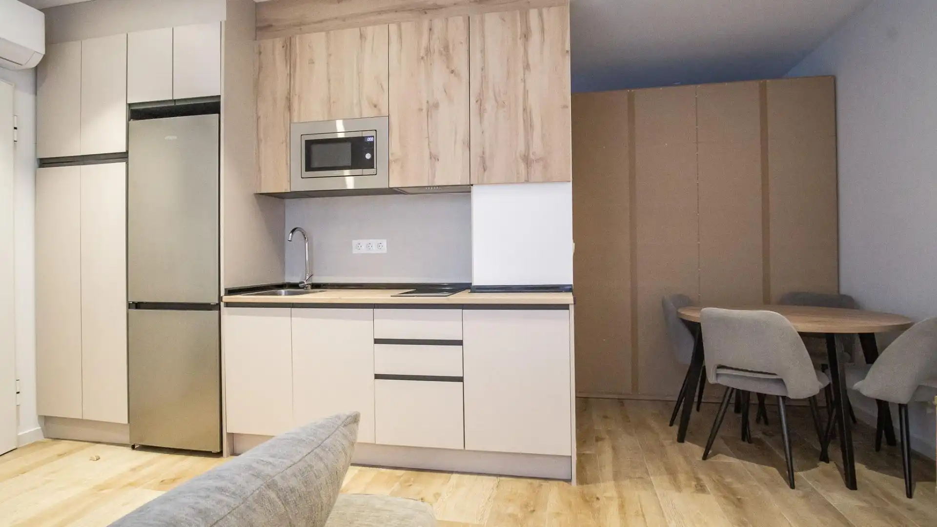 Study for rent in Plaza de Toros - Avenida Chapí - Trinquete