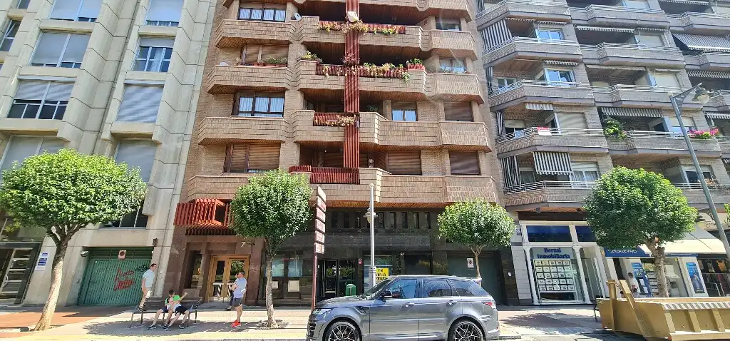 Exterior view of Commercial properties for sale in  Logroño