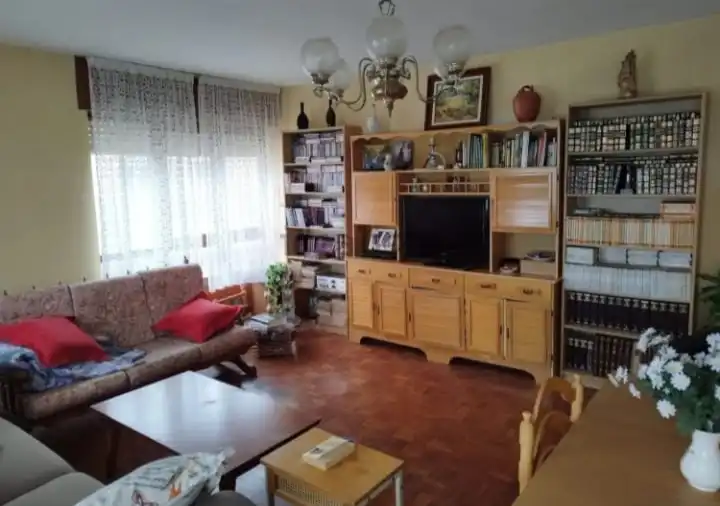 Living room of Flat for sale in Castrojeriz  with Storage room and Furnished