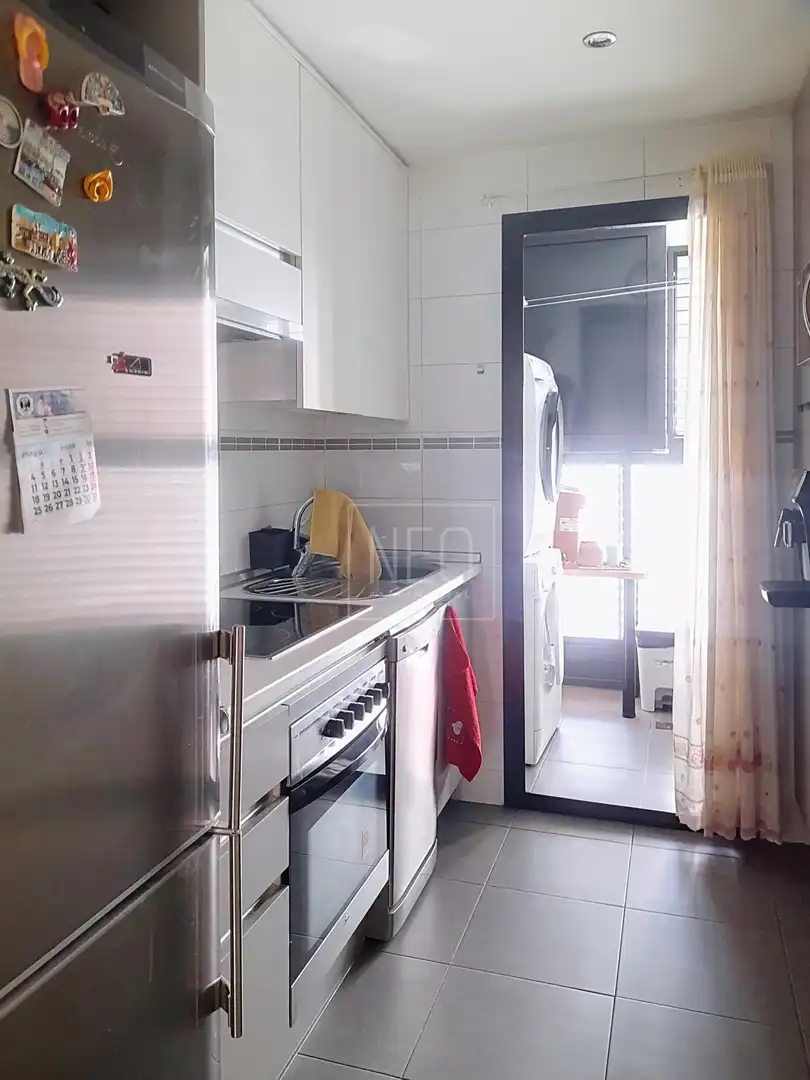 Kitchen of Flat for sale in Madrid  with Air Conditioner, Heating and Private garden
