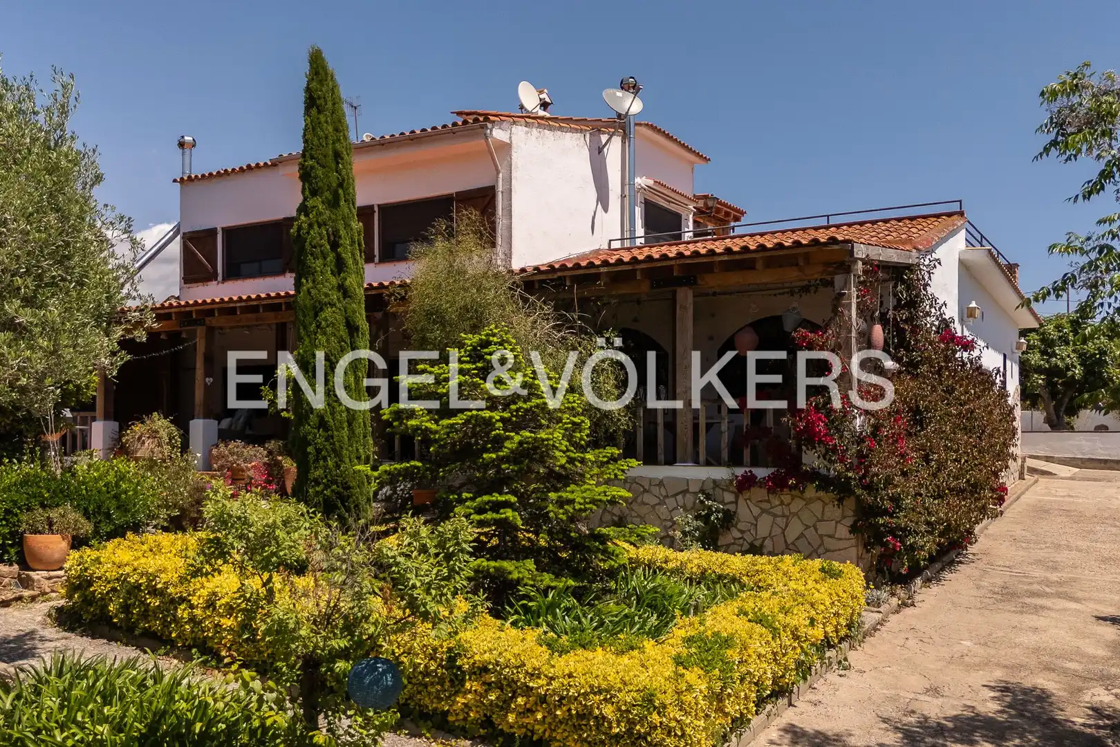 Vista exterior de Casa o xalet en venda en Tordera amb Aire condicionat, Calefacció i Jardí privat