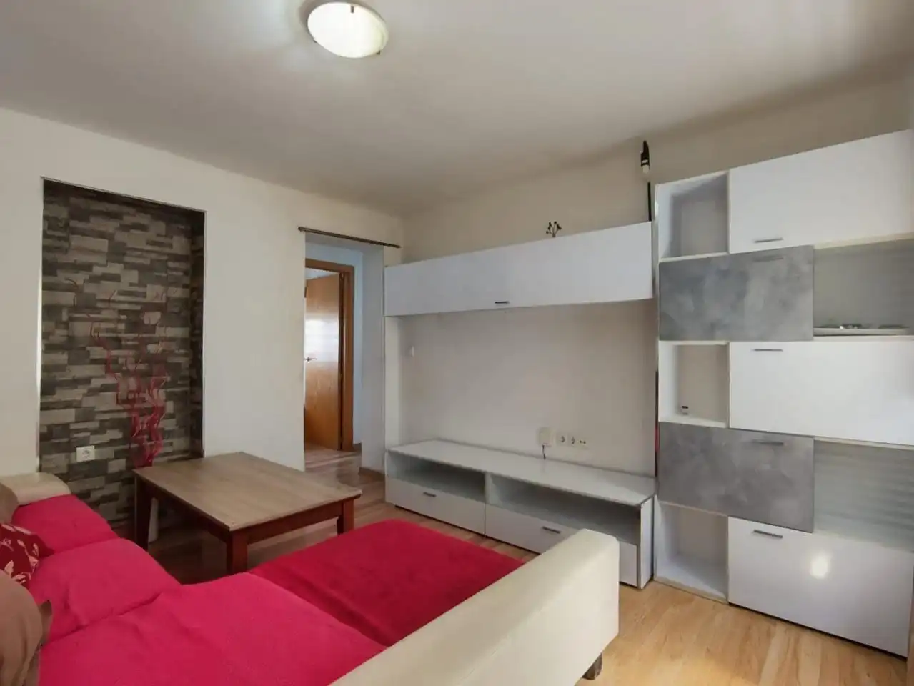 Sala d'estar de Planta baixa en venda en Albacete amb Calefacció i Moblat