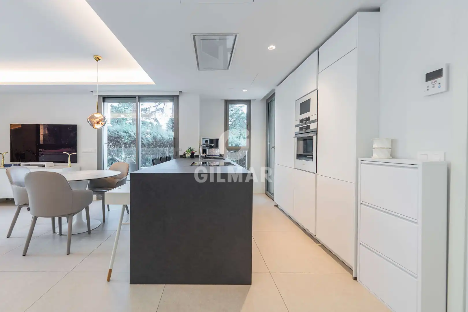 Kitchen of Flat for sale in Madrid  with Heating, Private garden and Storage room