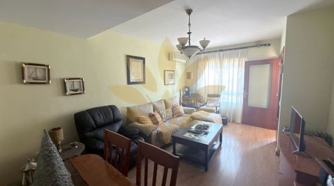 Foto 2 de Casa adosada en venta en Mejostilla, Cáceres Capital