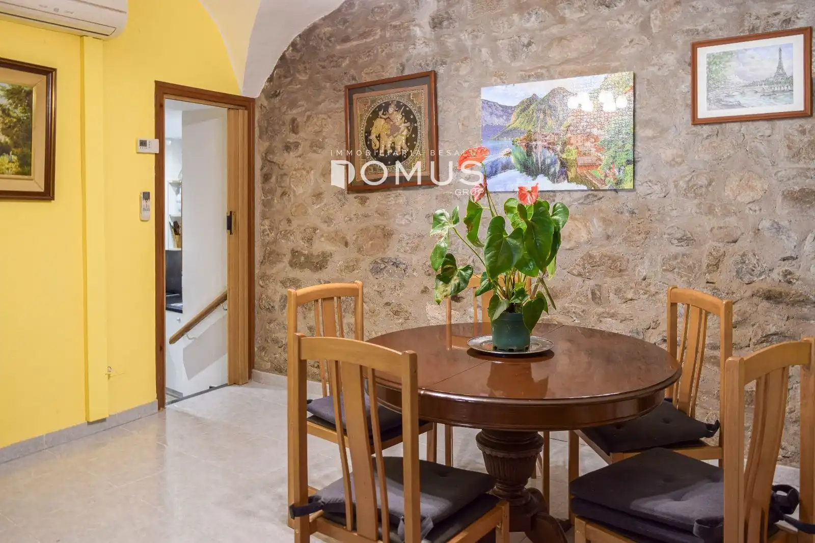 Dining room of Houses for sale in Besalú  with Heating, Terrace and Storage room