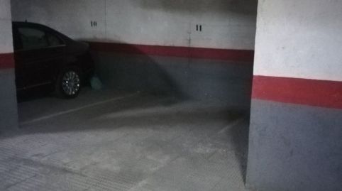 2 PLAZAS DE GARAJE, UNA PARA COCHE Y OTRA PARA MOTO, UNA AL LADO DE LA OTRA, IDEAL SI TIENES AMBOS VEHÍCULOS. UBICADA EN PRADILLO,