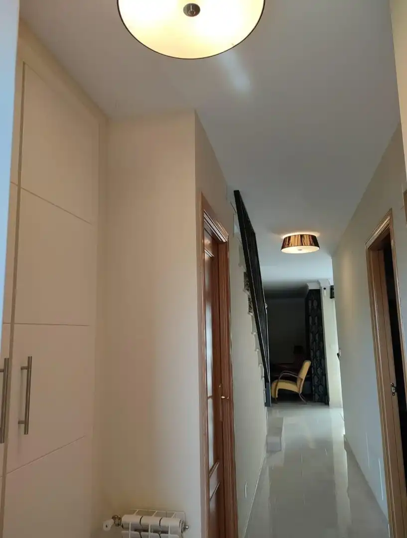 Casa adosada en venta en Fuensaldaña con Calefacción y Trastero