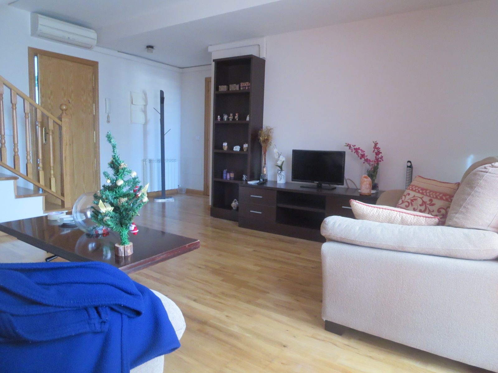Living room of Flat for sale in Illescas  with Air Conditioner, Heating and Parquet flooring