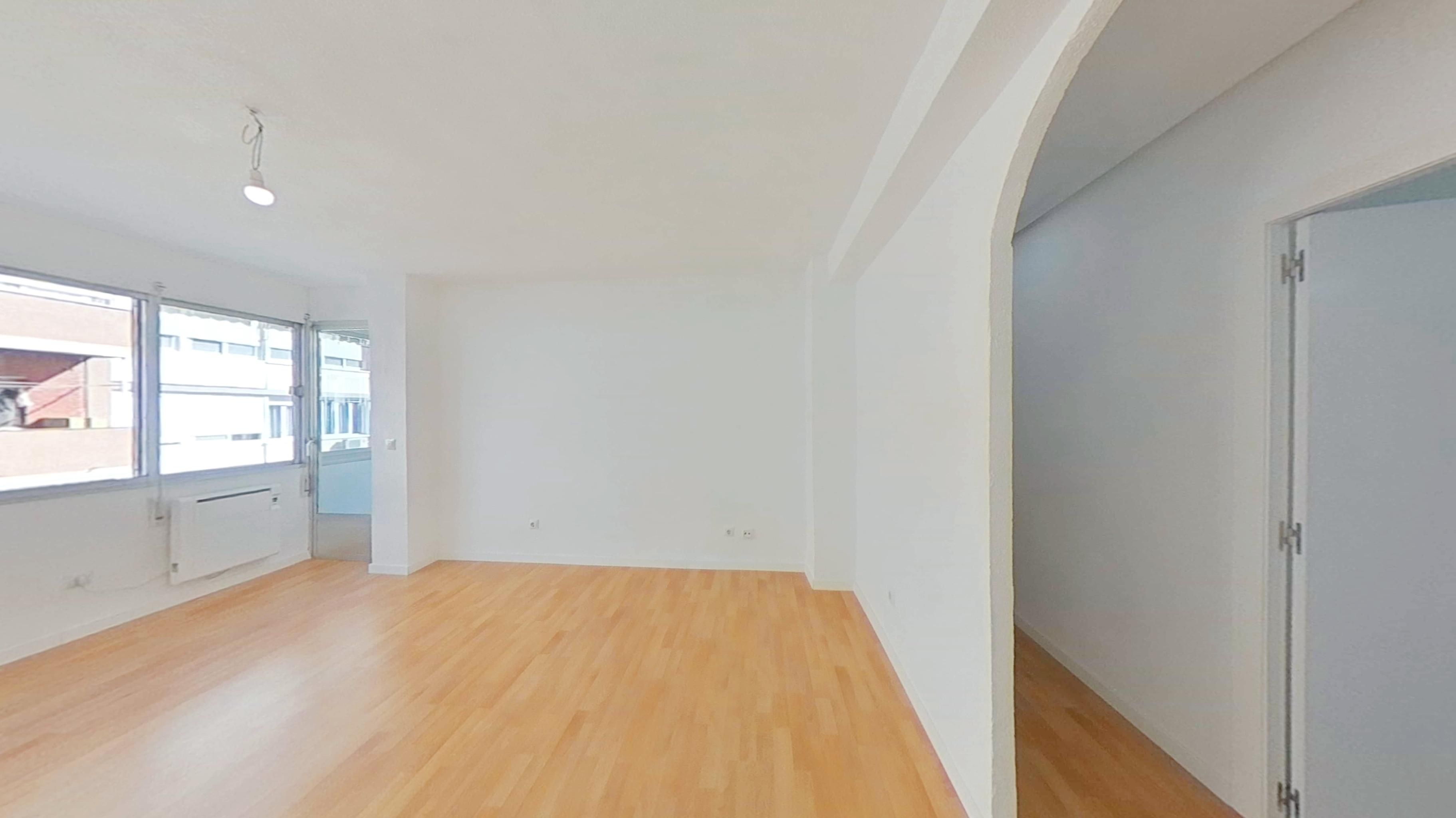 Flat for sale in  Madrid Capital  with Terrace