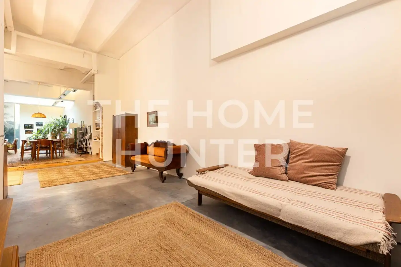 Loft zum Verkauf in Barcelona mit Klimaanlage, Heizung und Möbliert
