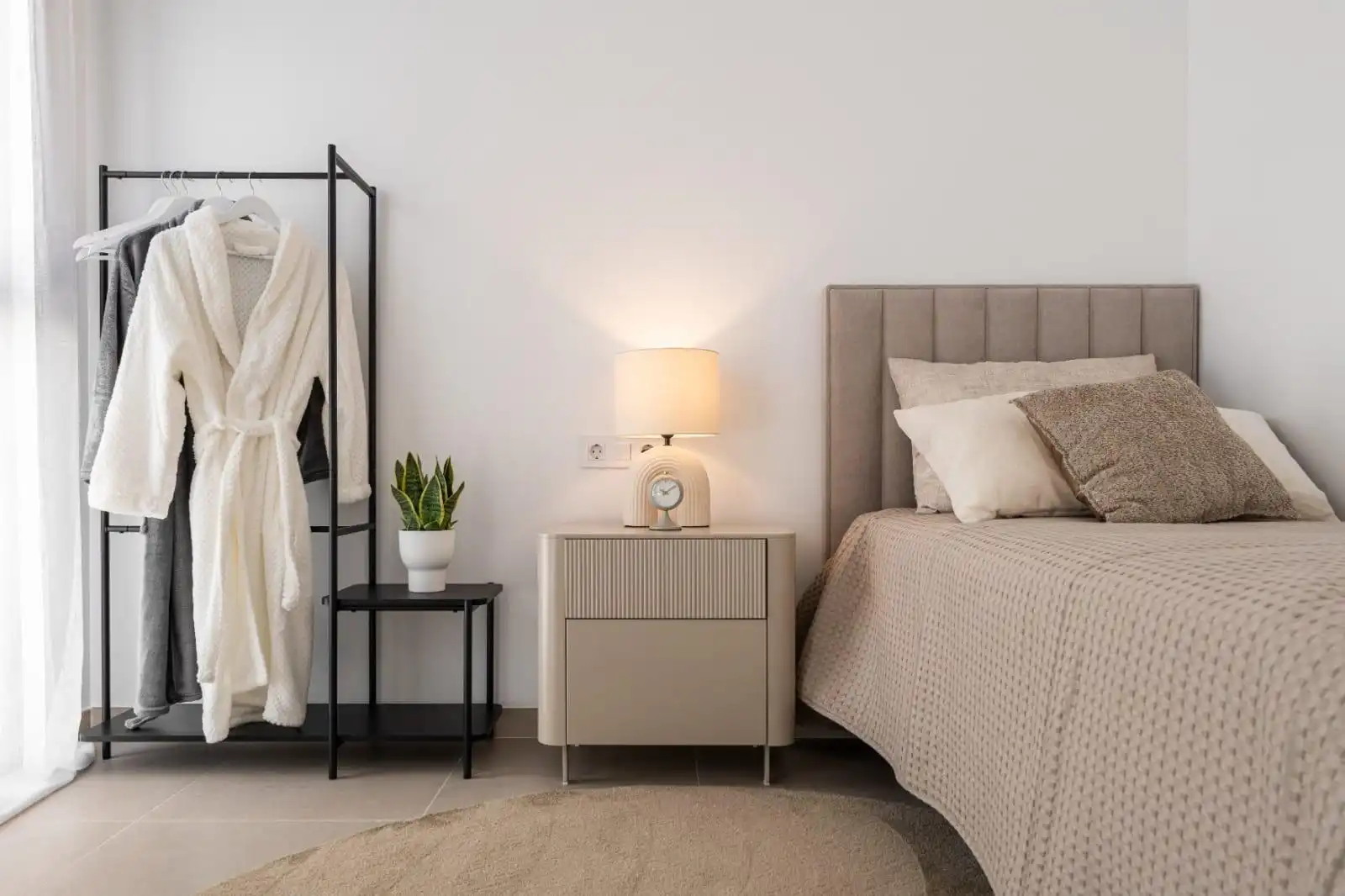 Dormitori de Apartament en venda en Mijas amb Jardí privat, Terrassa i Traster