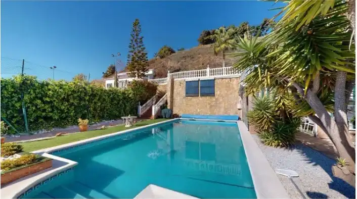 Casa o xalet en venda a Avenida los Aguacates, 20, Urbanización Santa Rosa