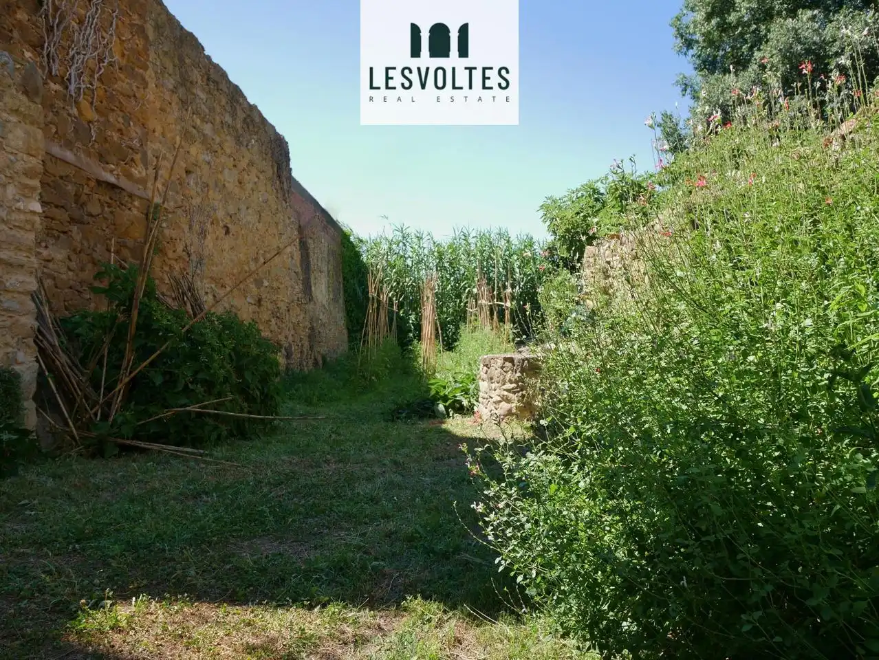 Casa o xalet en venda a Del Pedró, La Bisbal d'Empordà