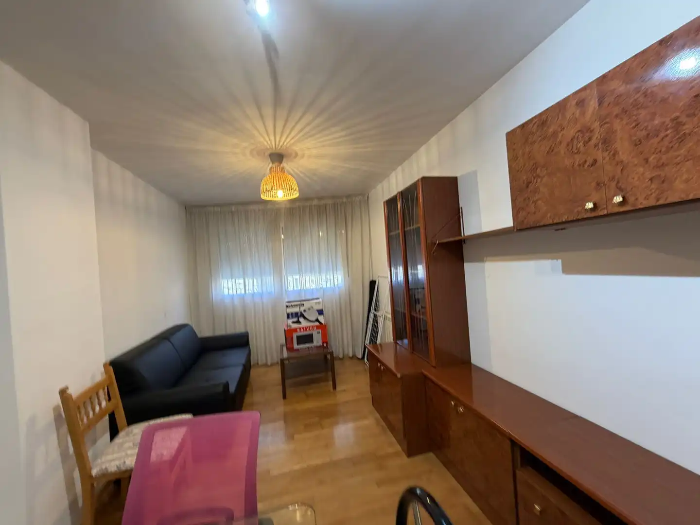 Sala de estar de Piso en venta en Morata de Tajuña con Calefacción, Parquet y Amueblado