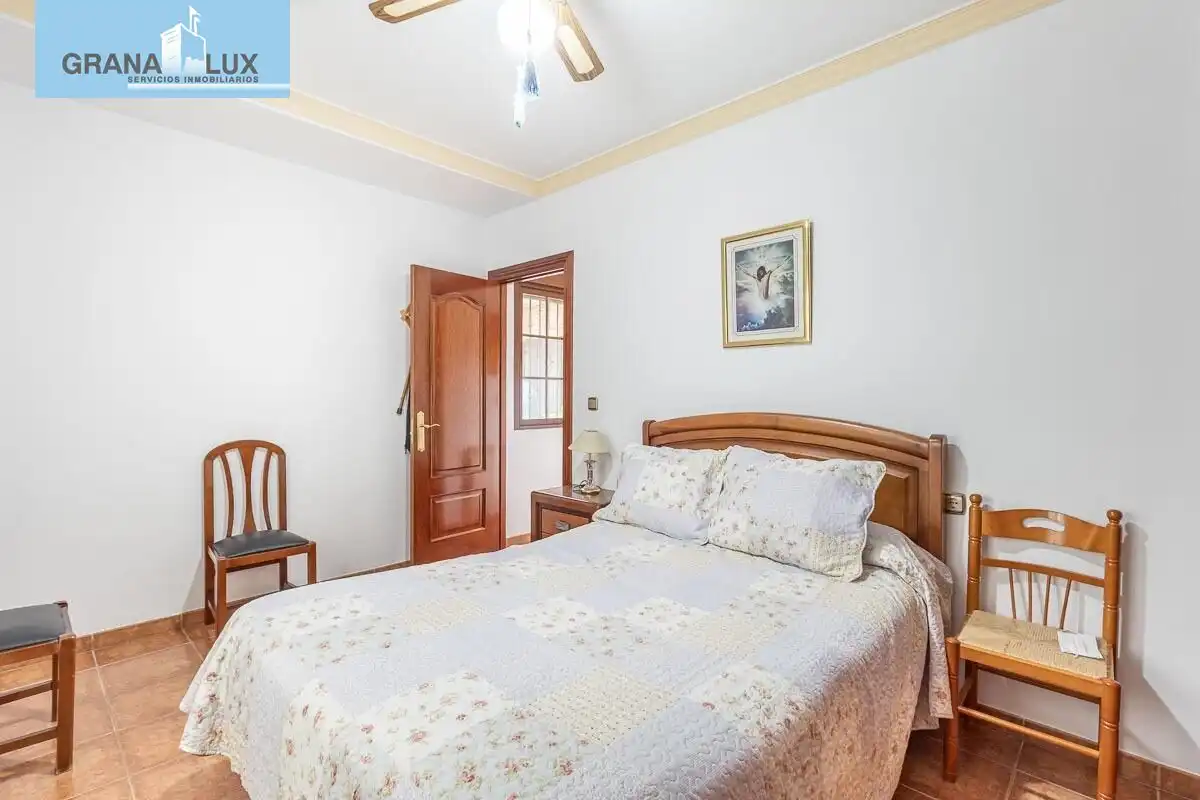 Chalet en venta en Calle de la Virgen del Rocío, imagen 19