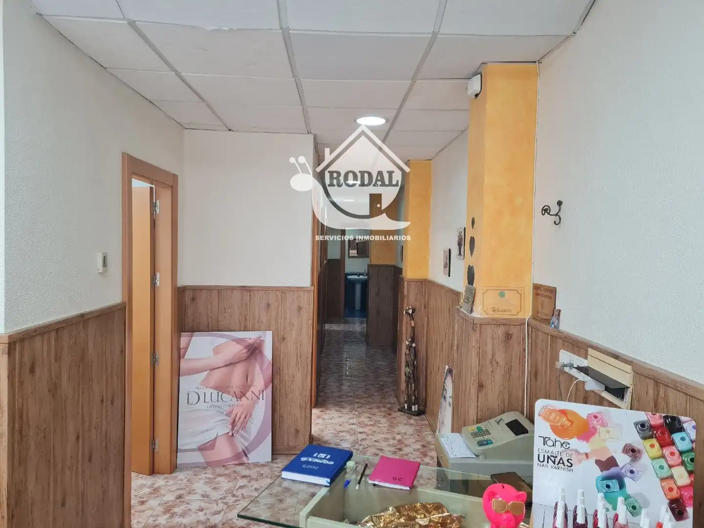 Local comercial en venda a Nueva Andalucía