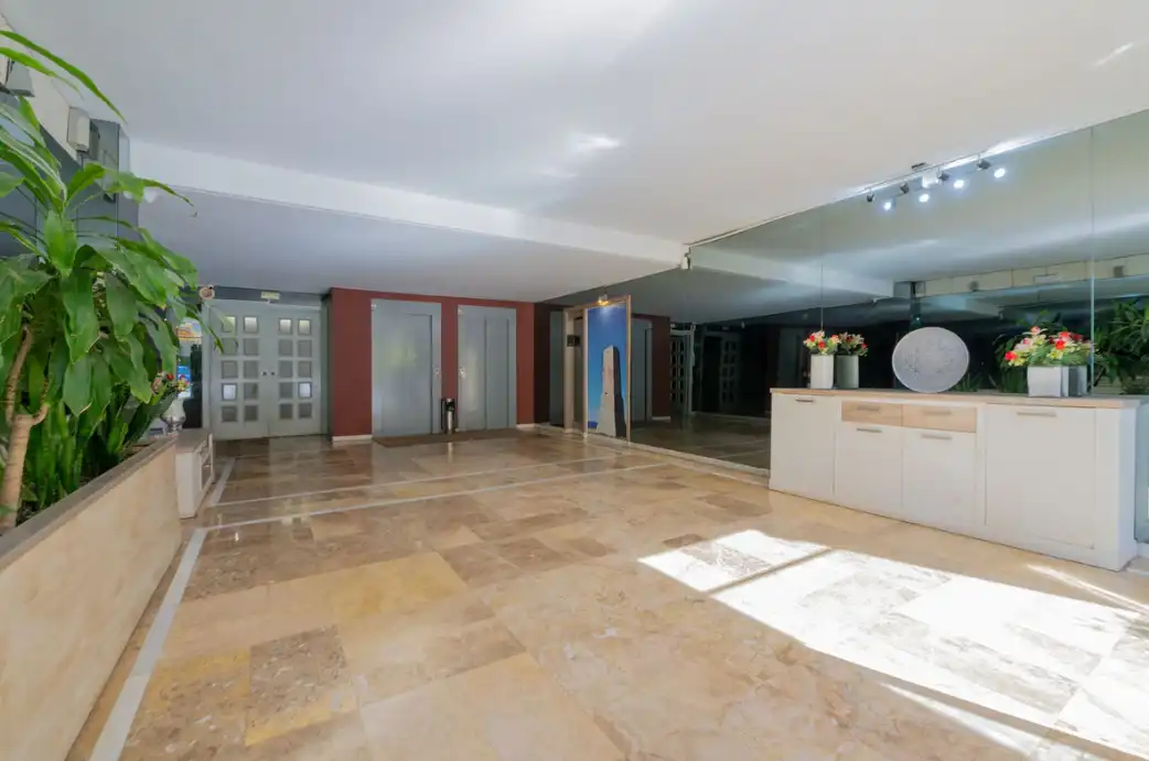 Maisonette zum Verkauf in Marbella mit Klimaanlage, Möbliert und Internet