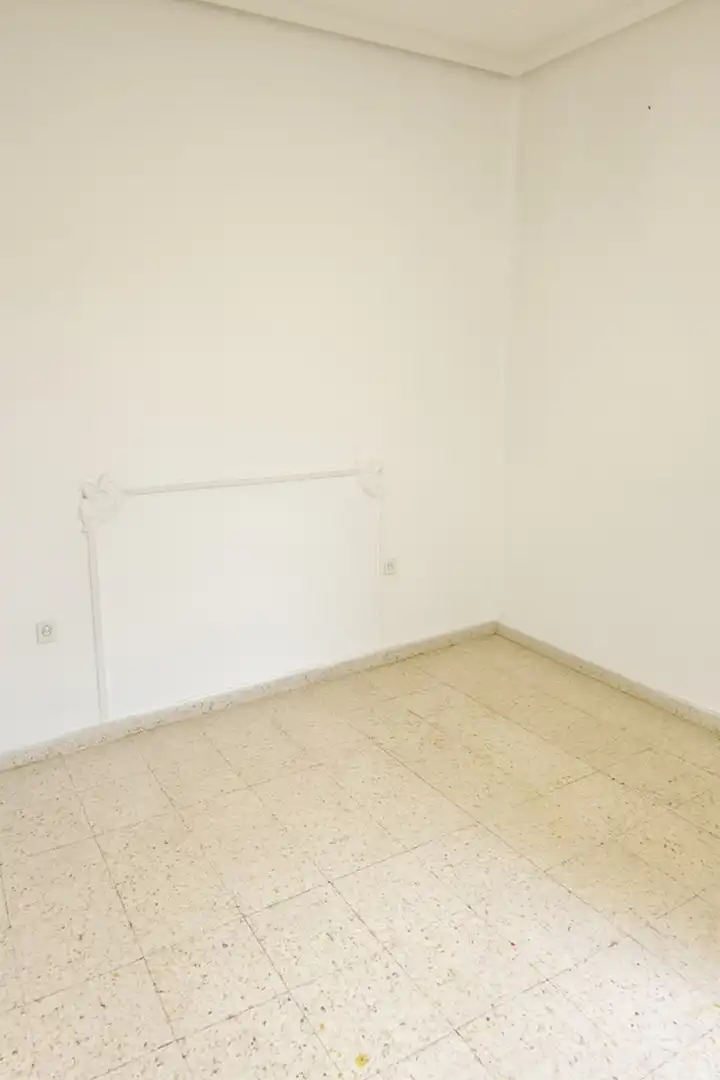 Piso en venta en Cáceres con Aire acondicionado, Calefacción y Jardín privado