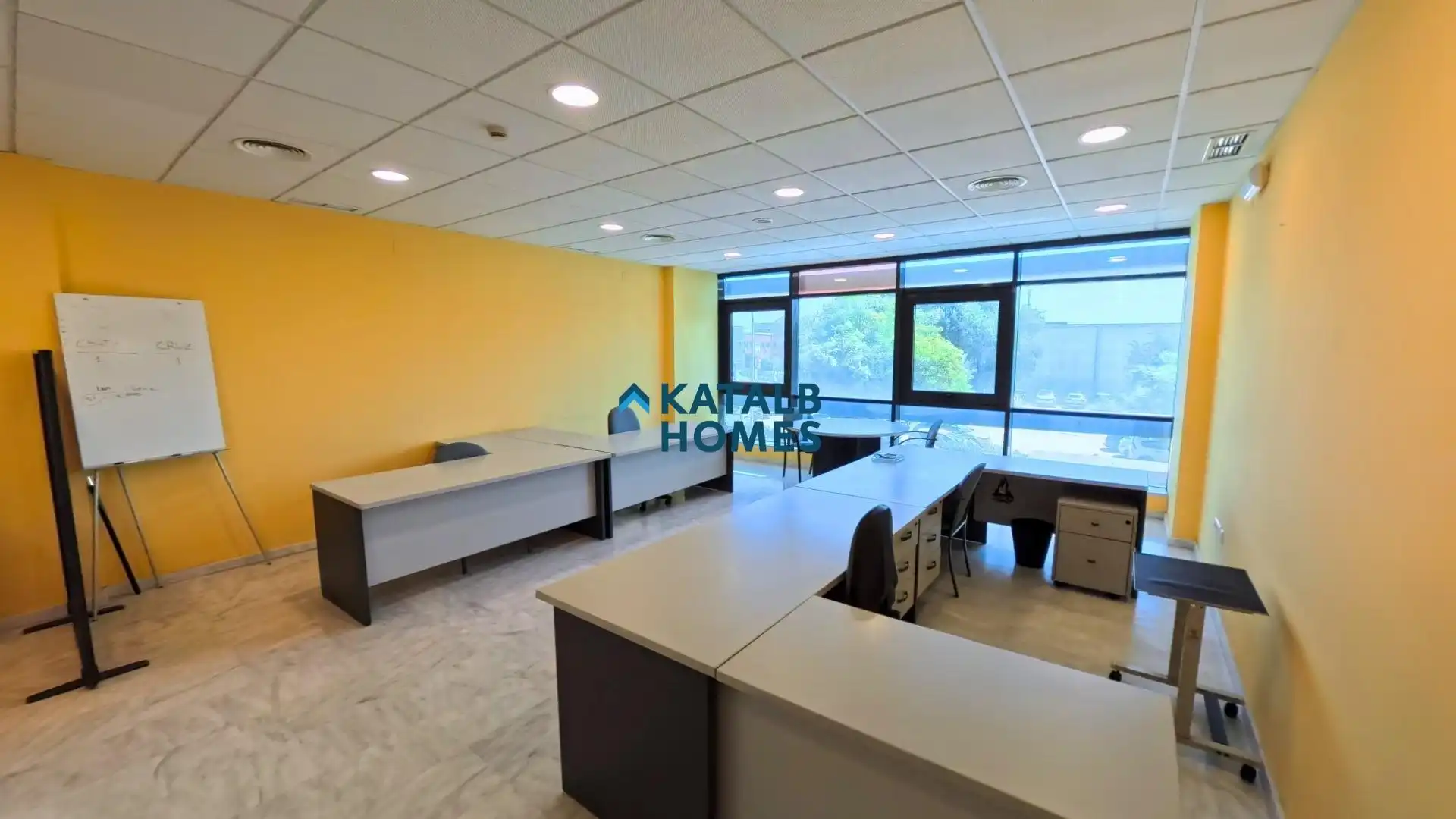Büro zum Verkauf in Mairena del Aljarafe