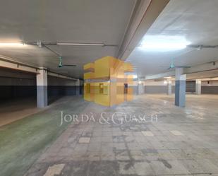 Aparcament de Nau industrial en venda en Sant Boi de Llobregat amb Calefacció