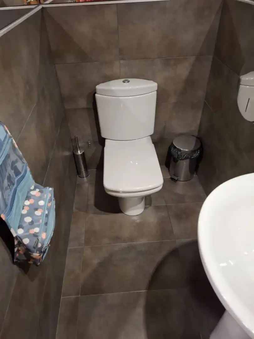 Badezimmer von Büro zum Verkauf in Valencia mit Klimaanlage, Heizung und Möbliert