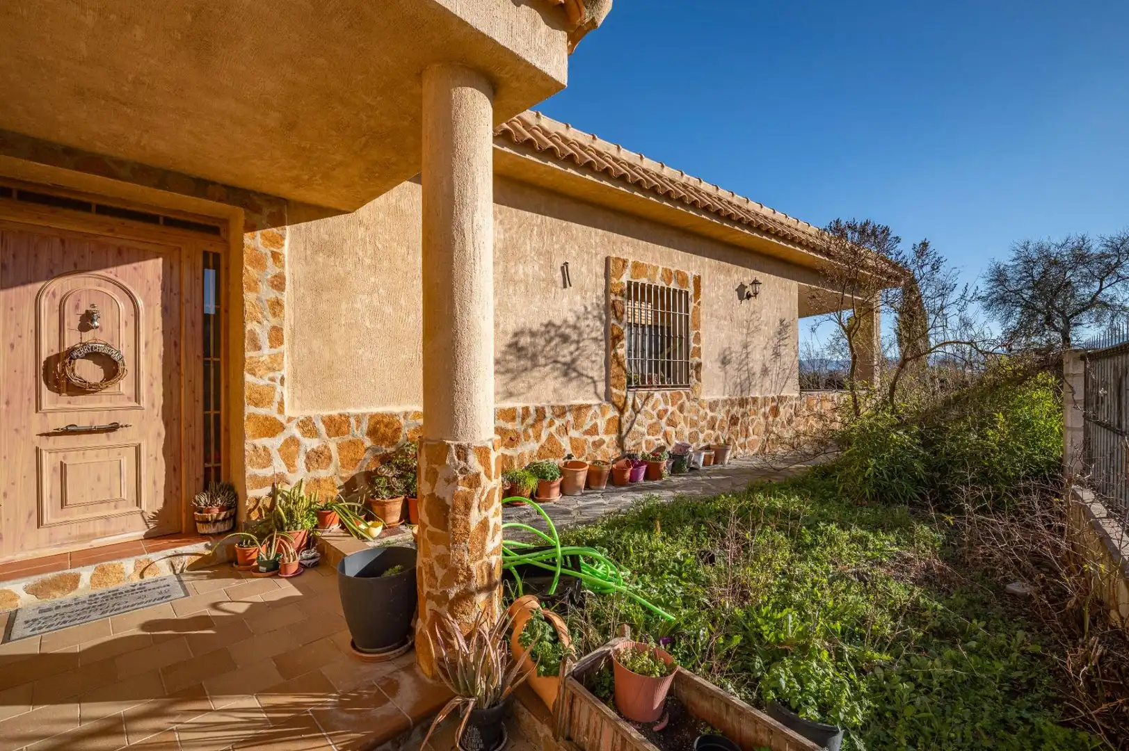Vista exterior de Casa o chalet en venta en Baza