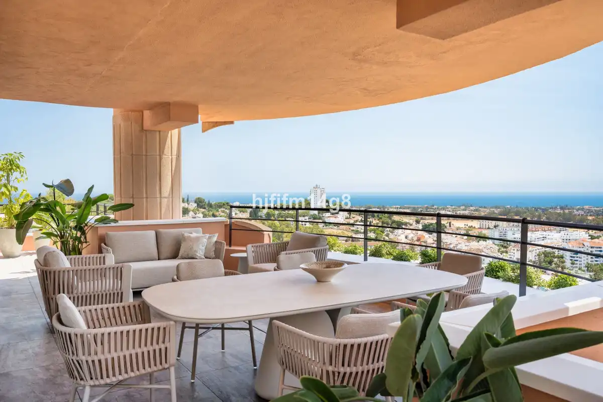 Wohnung mit Aufzug zum Verkauf in Nueva Andalucía, imagen 2