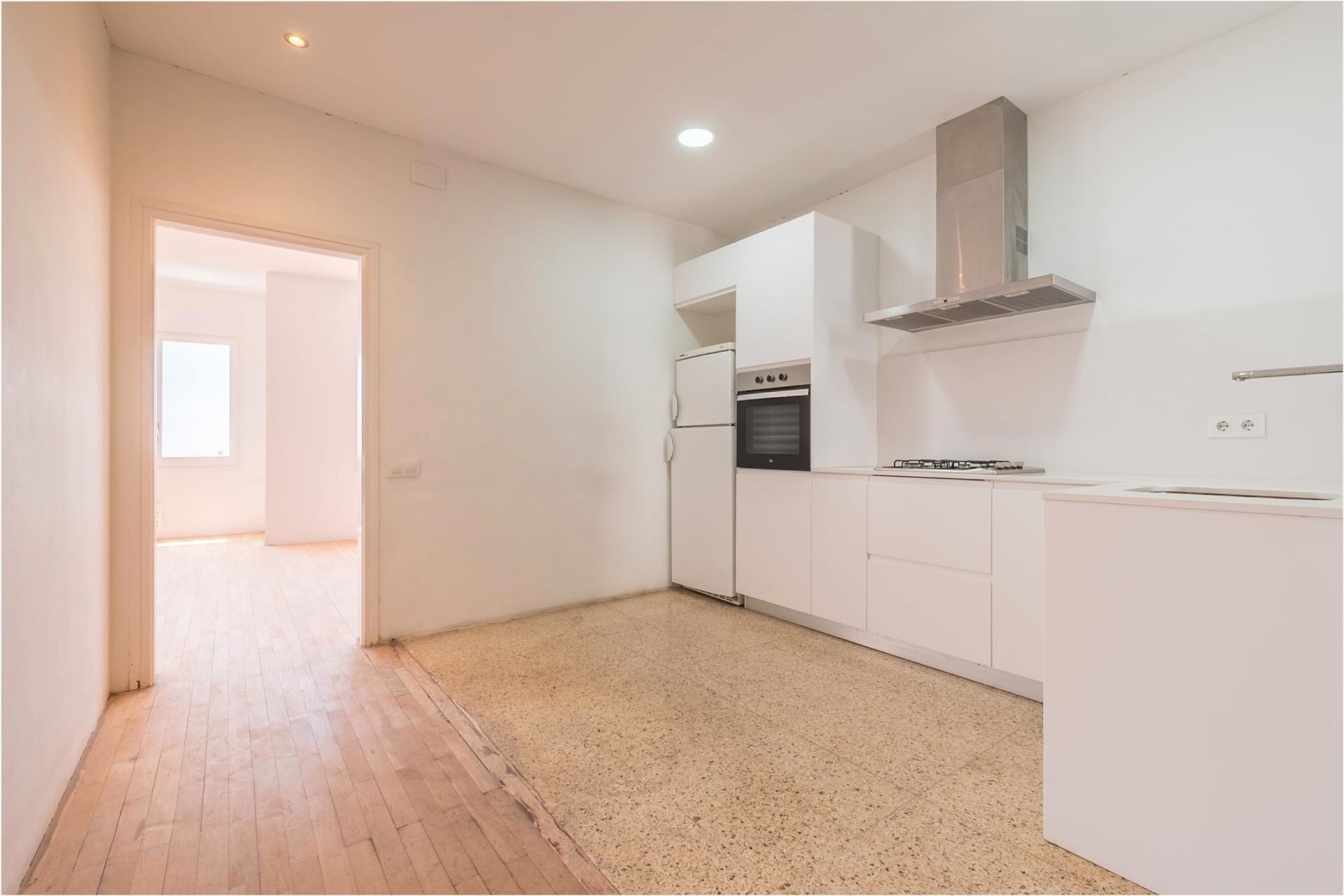 Cuina de Pis en venda en  Barcelona Capital amb Parquet i Balcó