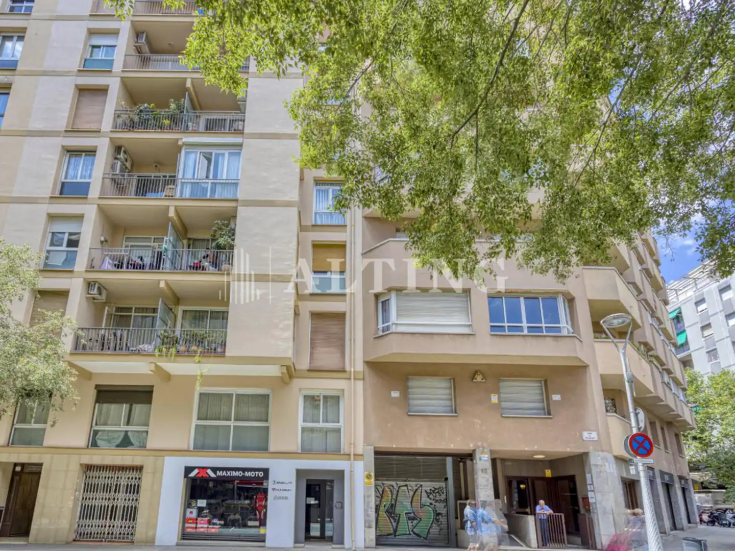 Außenansicht von Büro zum Verkauf in Barcelona