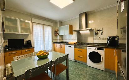 Kitchen of Flat for sale in Leioa  with Terrace