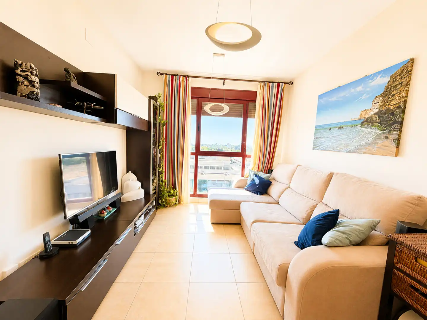 Living room of Flat for sale in Sevilla  with Air Conditioner and Community pool