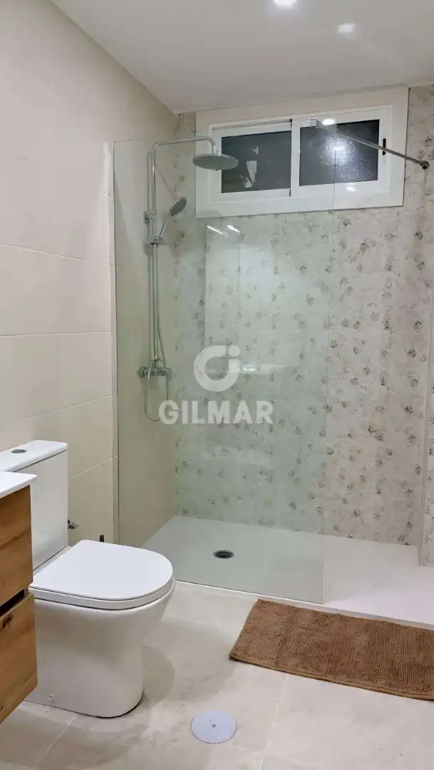 Baño de Piso en venta en Arona con Amueblado