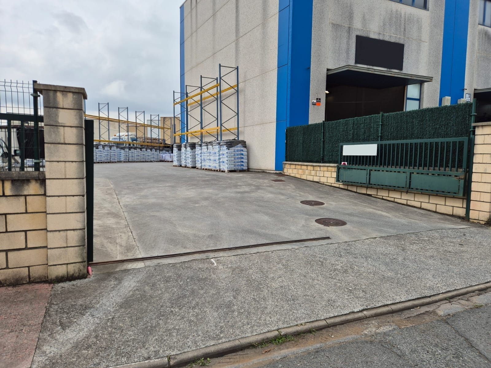 Parking de Nave industrial en venta en Mungia
