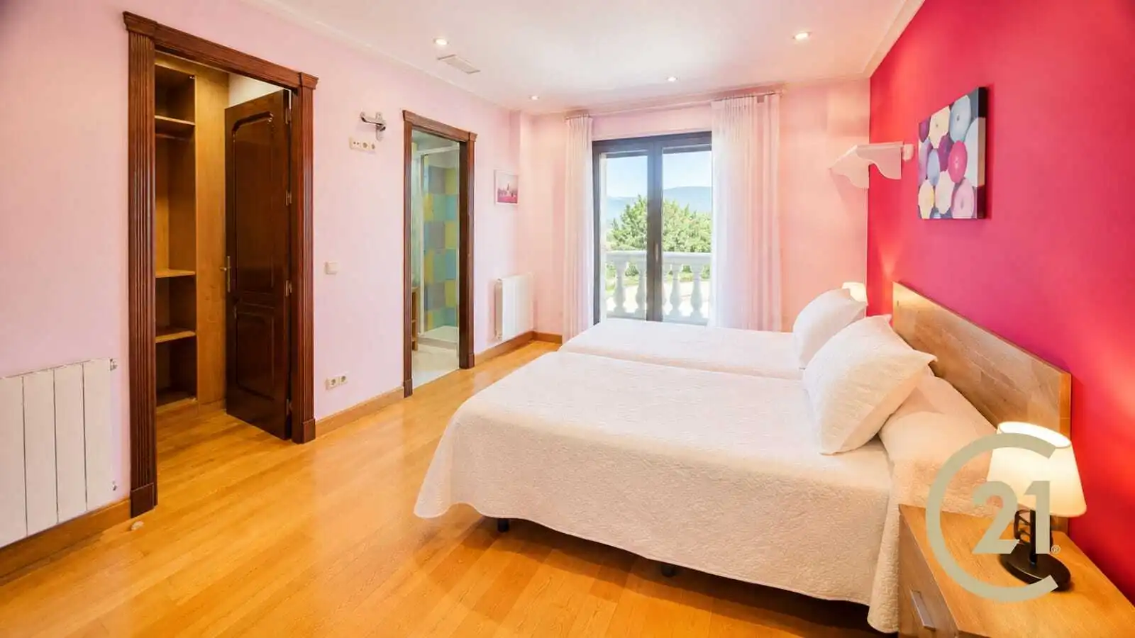 Dormitori de Casa o xalet en venda en Ronda amb Aire condicionat, Calefacció i Jardí privat