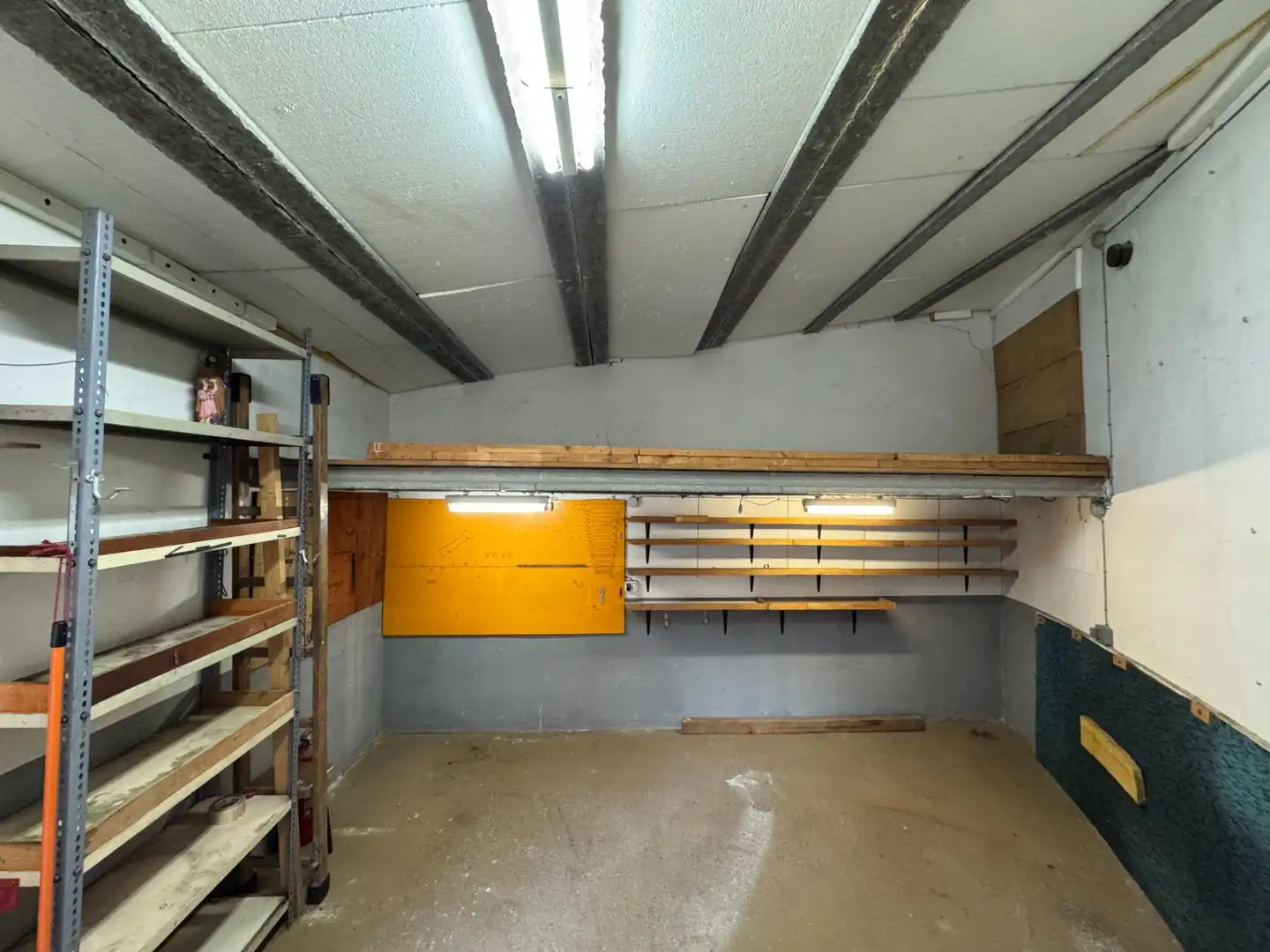 Garage zum Verkauf in Manresa
