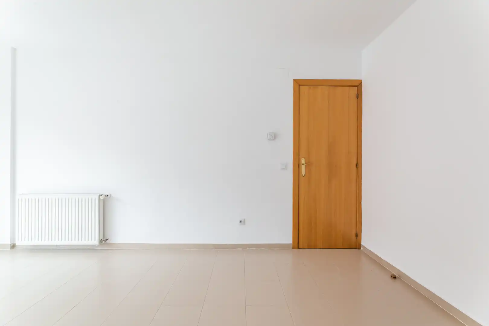 Piso en venta en Madrid con Calefacción, Trastero y Horno