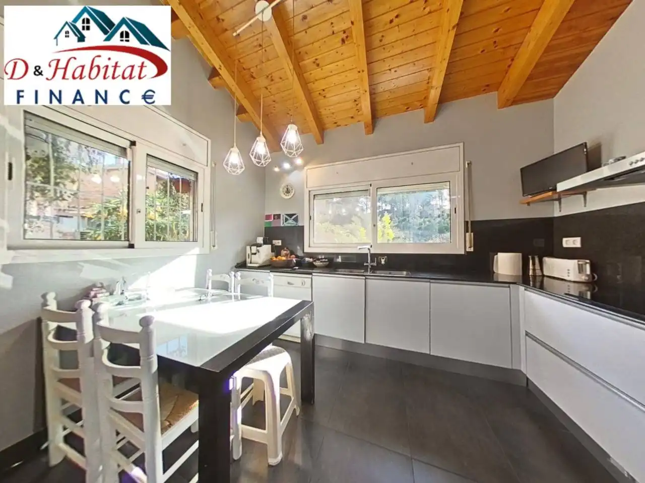 Kitchen of Houses for sale in Rubí  with Air Conditioner, Heating and Parquet flooring