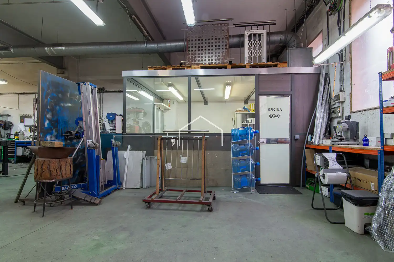 Industrial buildings for sale in Barcelona