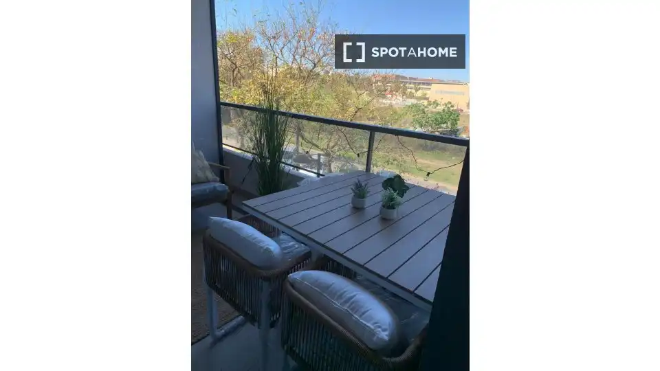 Flat with terrace to rent in Algirós, imagen 5