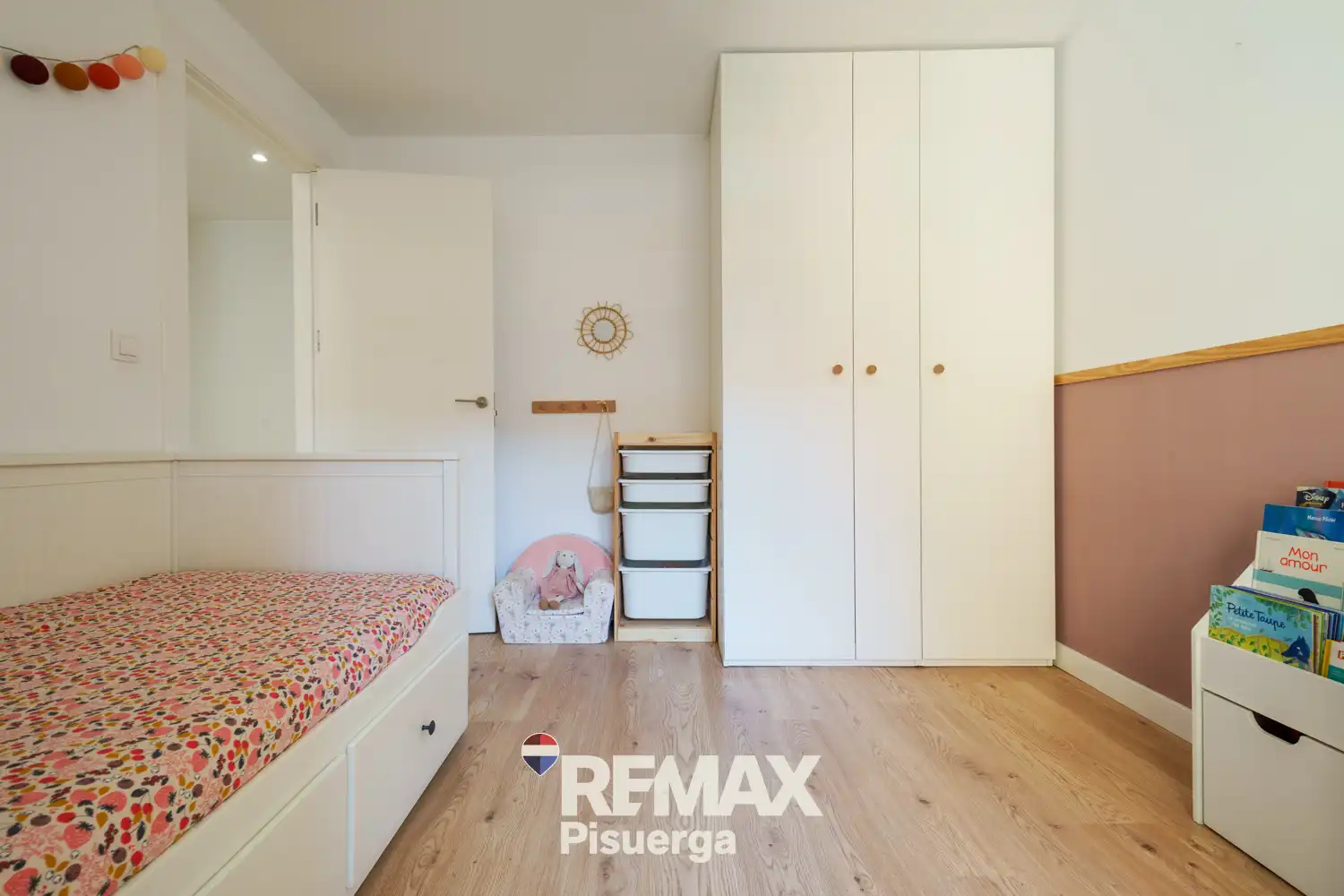 Habitación de Piso en venta en Valladolid con Calefacción, Parquet y Terraza